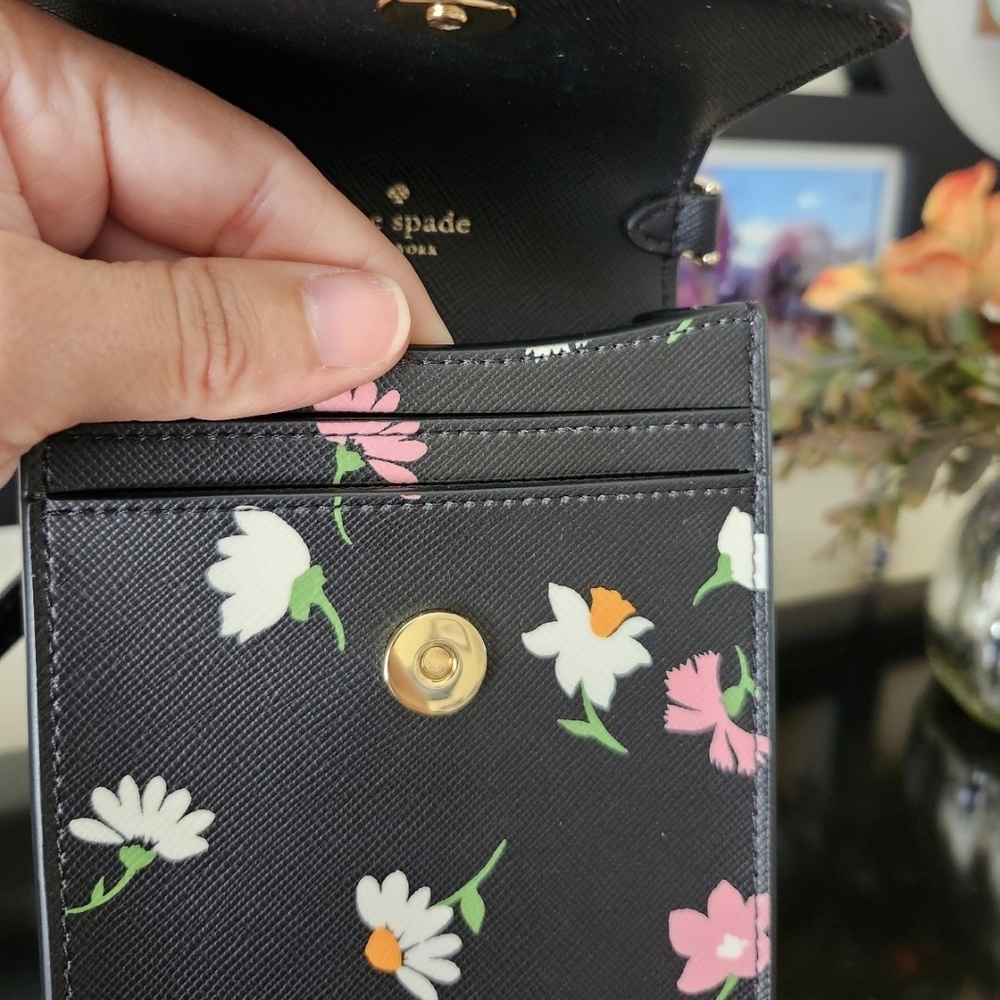 ❣️EUC❣️SM Kate Spade Black and Pink Floral Crossbody Bag - Picture 5 of 5